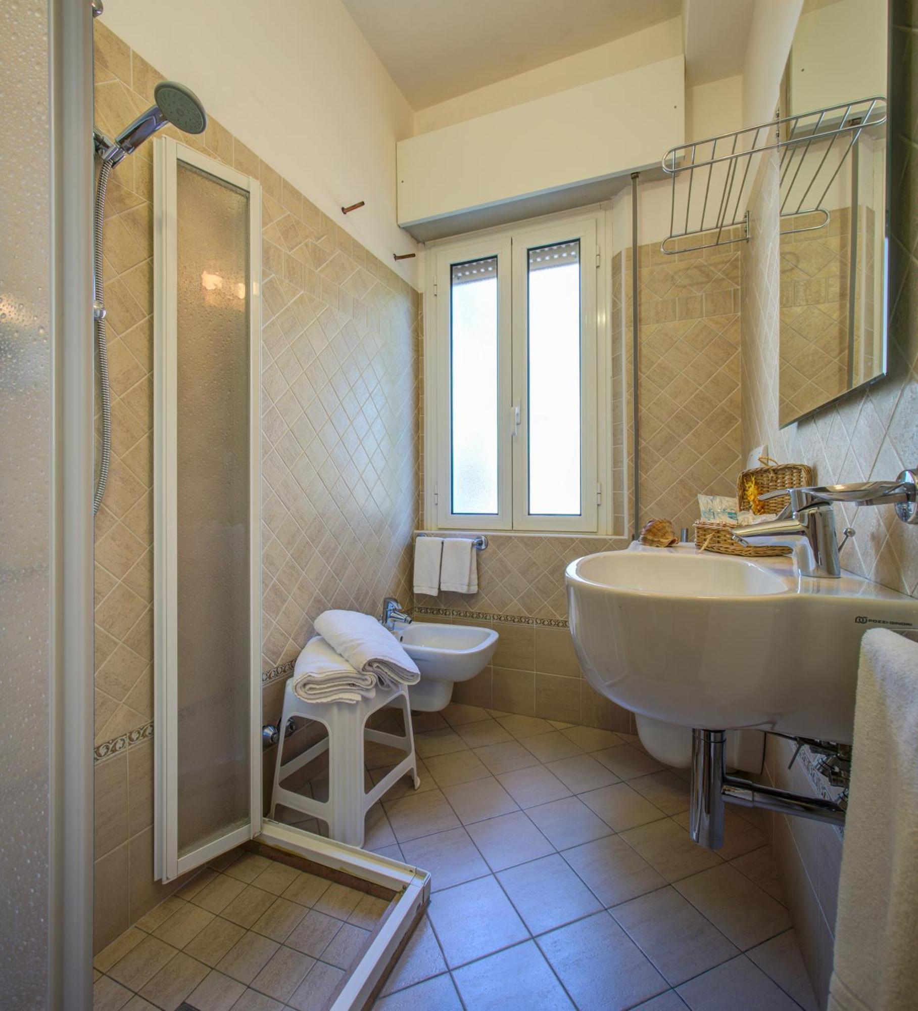 Hotel Majorca Milano Marittima Exterior photo